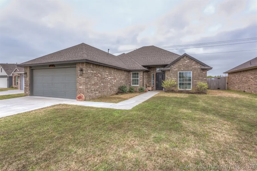10930 S 274th East Avenue, Coweta, OK 74429 - #2