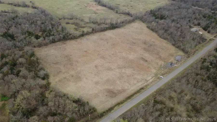E 860 Road, Stilwell, OK 74960 - #3