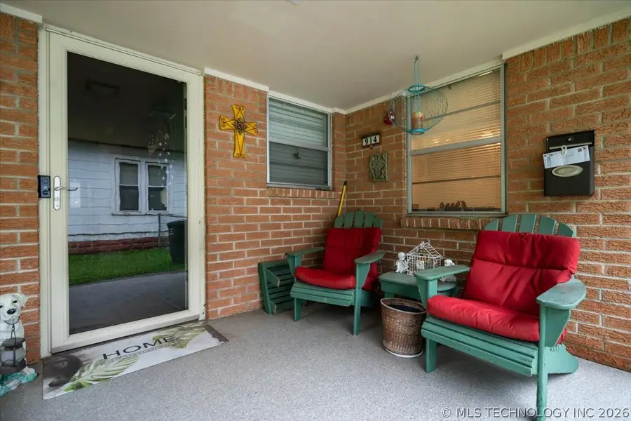 914 SE Delaware Avenue, Bartlesville, OK 74003 - #3