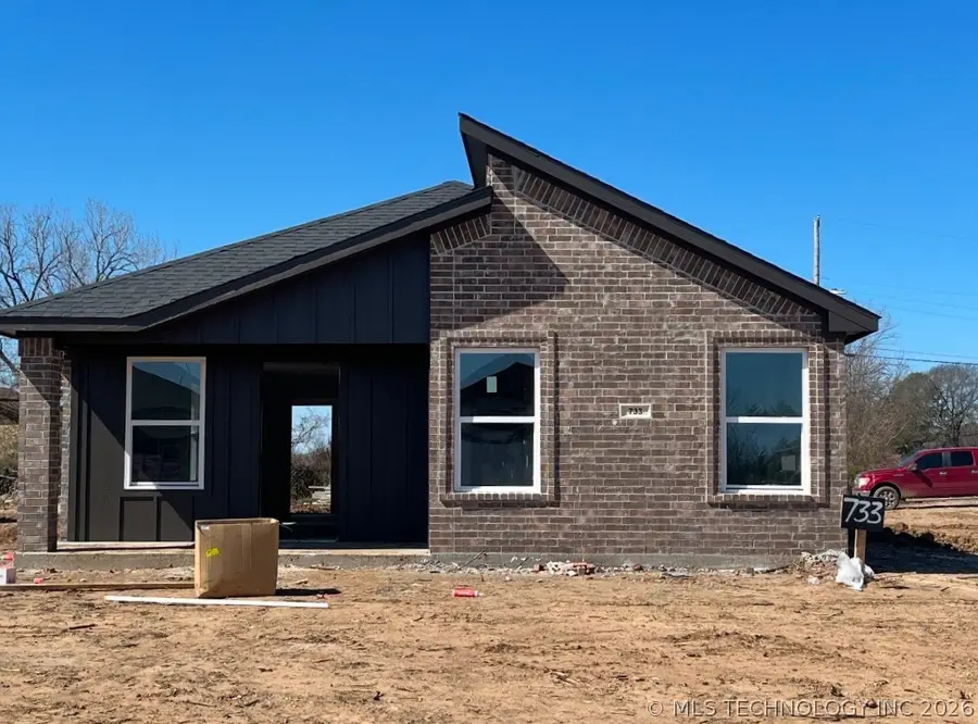 733 Elm Street, Seminole, OK 74868 - #2