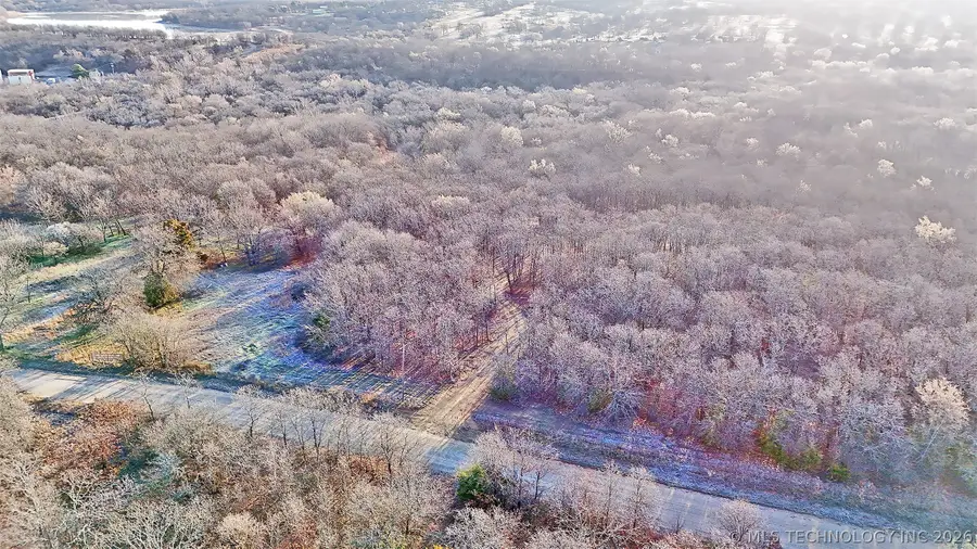 8250 Valley View Drive, Beggs, OK 74421 - #2