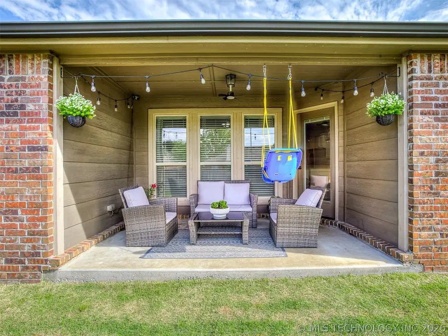 19826 E 46th Street S, Broken Arrow, OK 74014 - #2