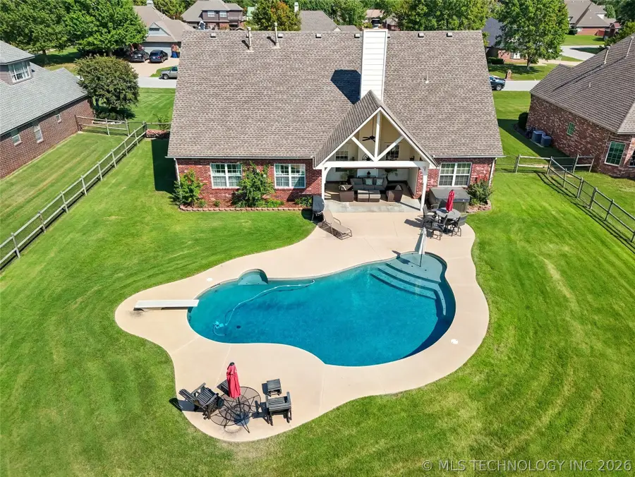 16412 S Irvington Avenue, Bixby, OK 74008 - #2