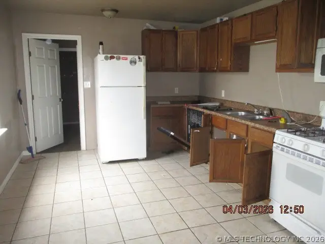 1732 Easley, Ardmore, OK 73401 - #2