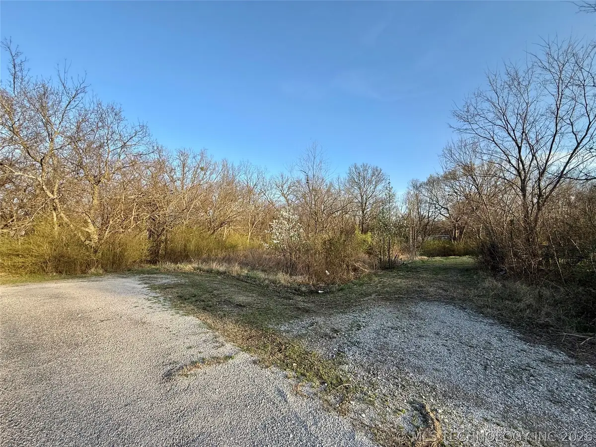 26180 E 18th Street, Catoosa, OK 74015 - #1