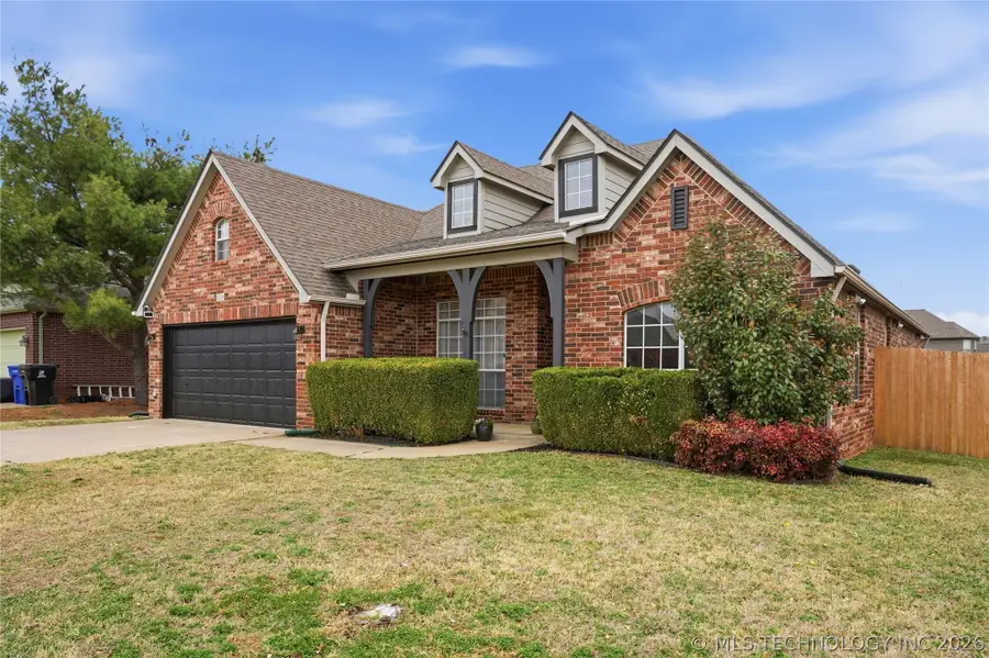 804 E Seattle Street, Broken Arrow, OK 74012 - #2