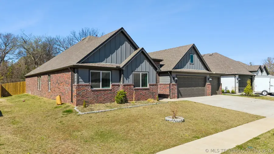 15408 S 69th East Place, Bixby, OK 74008 - #3