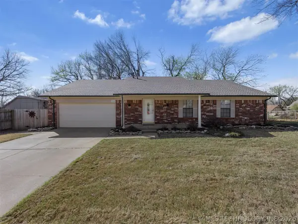 7844 S Hickory Court, Broken Arrow, OK 74011