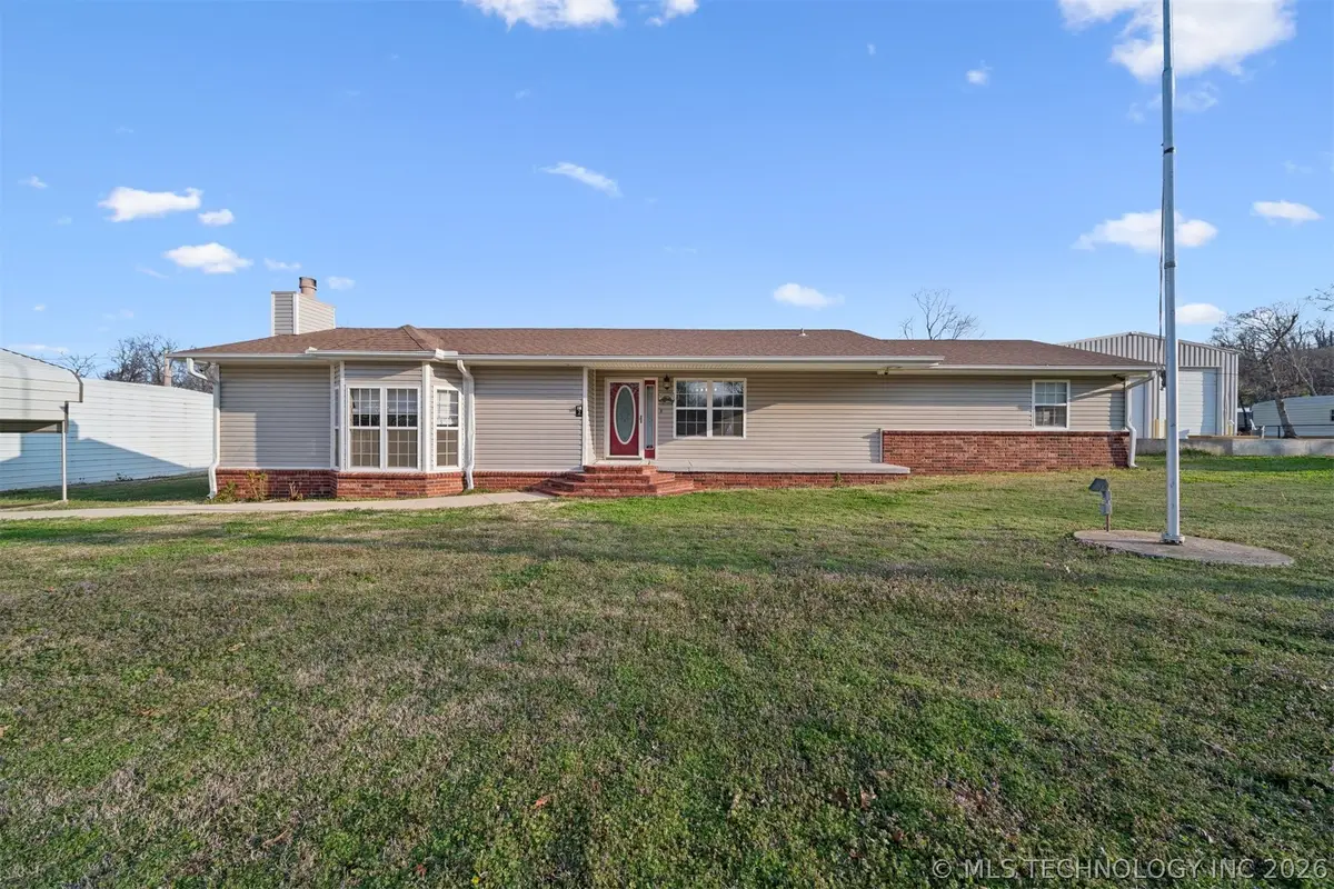 2 W Walnut Street, Salina, OK 74365 - #1