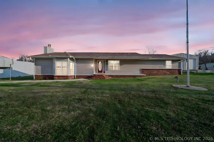 2 W Walnut Street, Salina, OK 74365 - #2