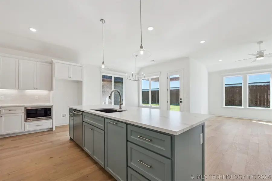 9726 E 132nd Street, Bixby, OK 74008 - #2