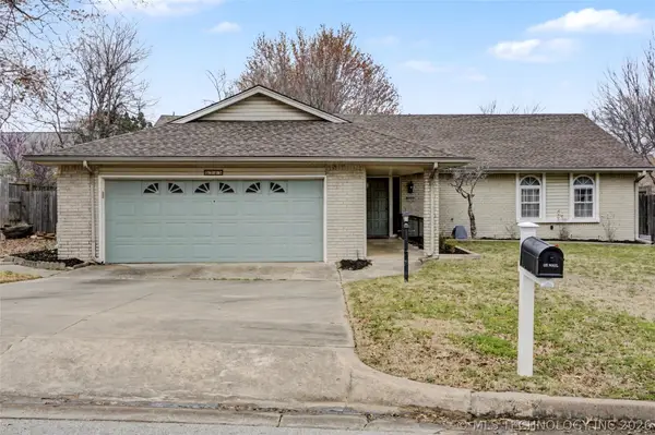 5725 E 65th Street, Tulsa, OK 74136