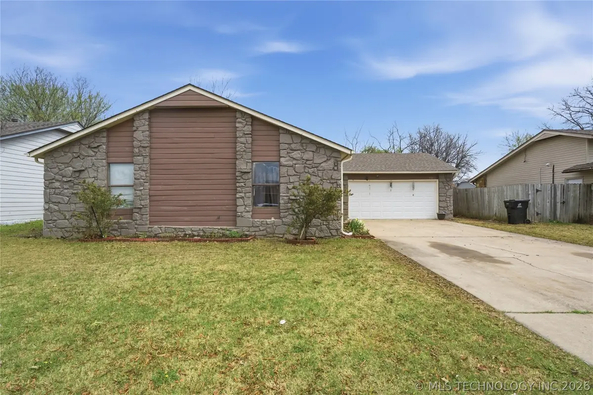 1917 N Desert Palm Avenue, Broken Arrow, OK 74012 - #1