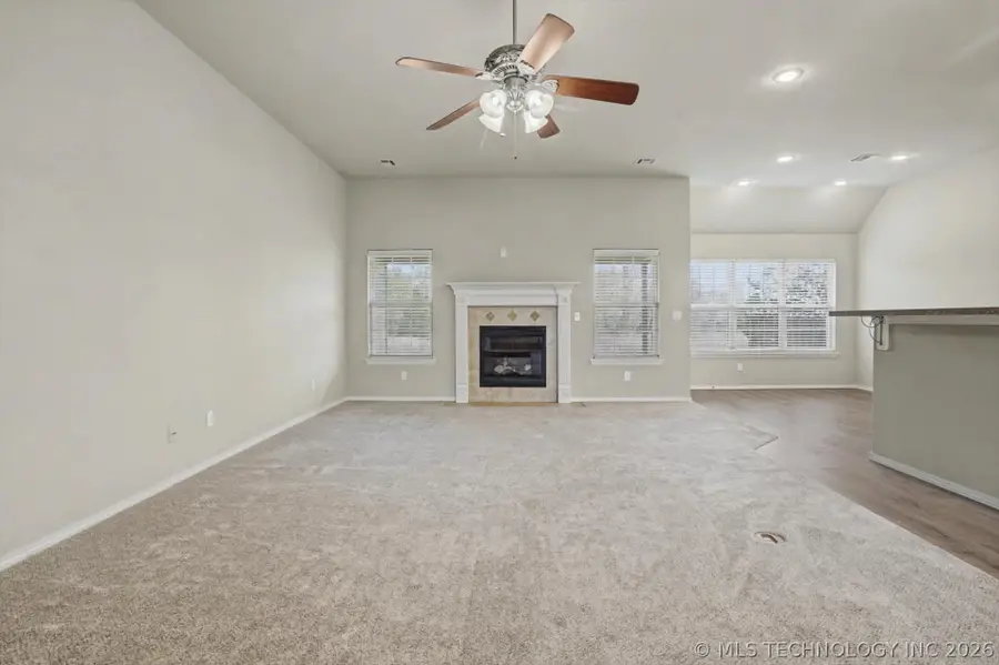 8671 Hawthorne Drive, Claremore, OK 74019 - #3