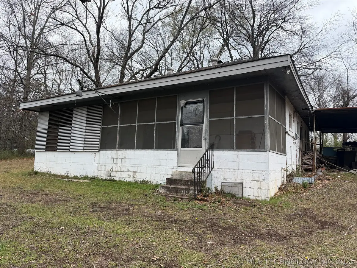 32642 E 713 Road, Wagoner, OK 74467 - #1