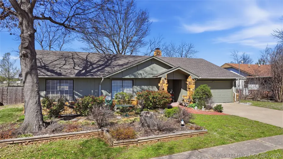 2708 E Dallas Street, Broken Arrow, OK 74014 - #2