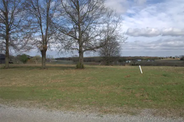 7190 Persimmon Hill Road, McAlester, OK 74501