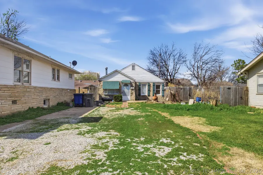 1122 S Xanthus Place, Tulsa, OK 74104 - #2