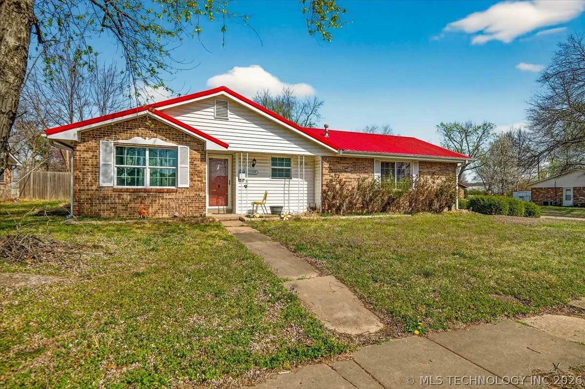 709 Brentwood Road, Bartlesville, OK 74003 - #1