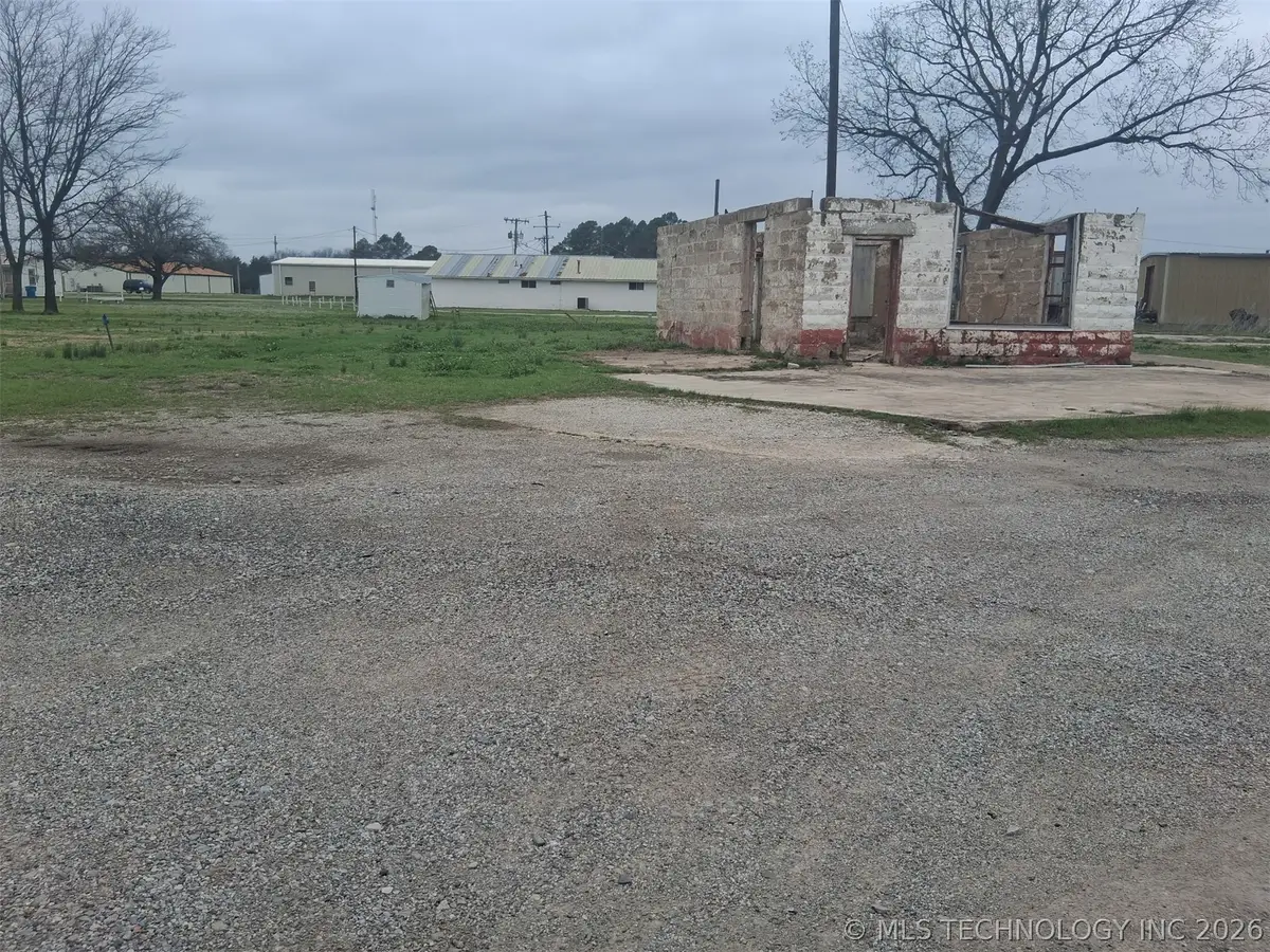 205 S Broadway Street, Coalgate, OK 74538 - #1