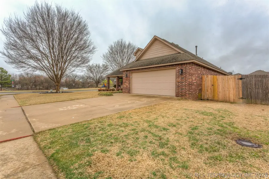 14560 Jordan Court, Glenpool, OK 74033 - #2