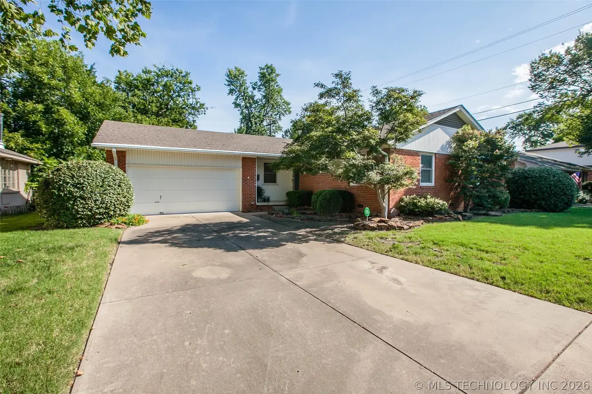 4003 E 52nd Street, Tulsa, OK 74135 - #1