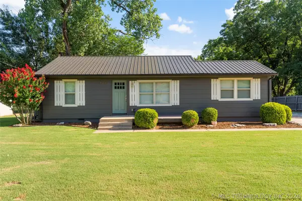 7913 E 129th Street, Bixby, OK 74008