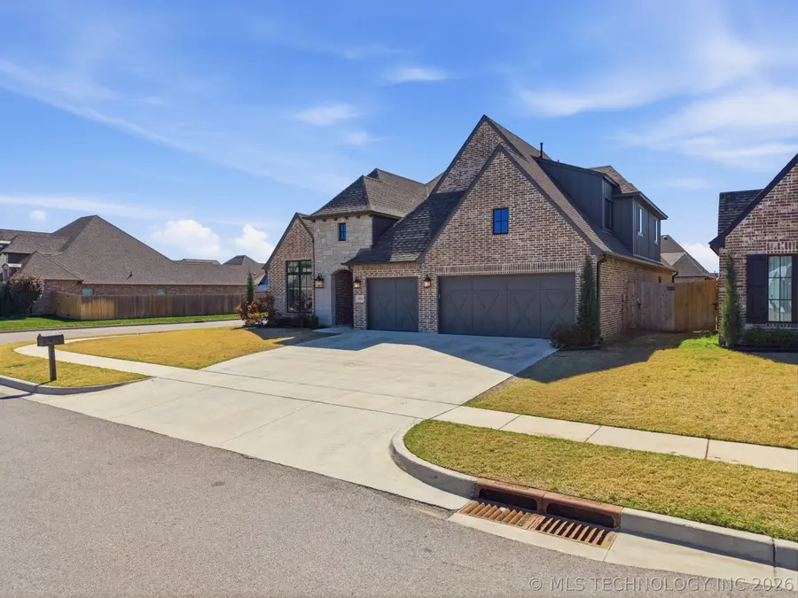 5918 E 126th Place S, Bixby, OK 74008 - #3