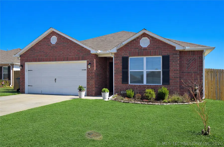 14203 N 74th East Avenue, Collinsville, OK 74021 - #2