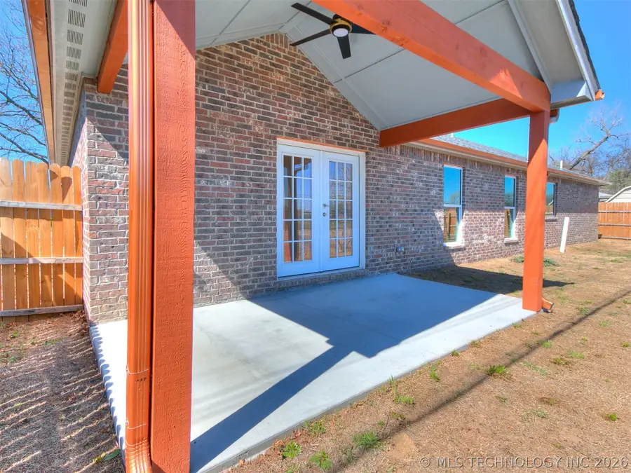 2813 S 88th East Avenue E, Tulsa, OK 74129 - #3