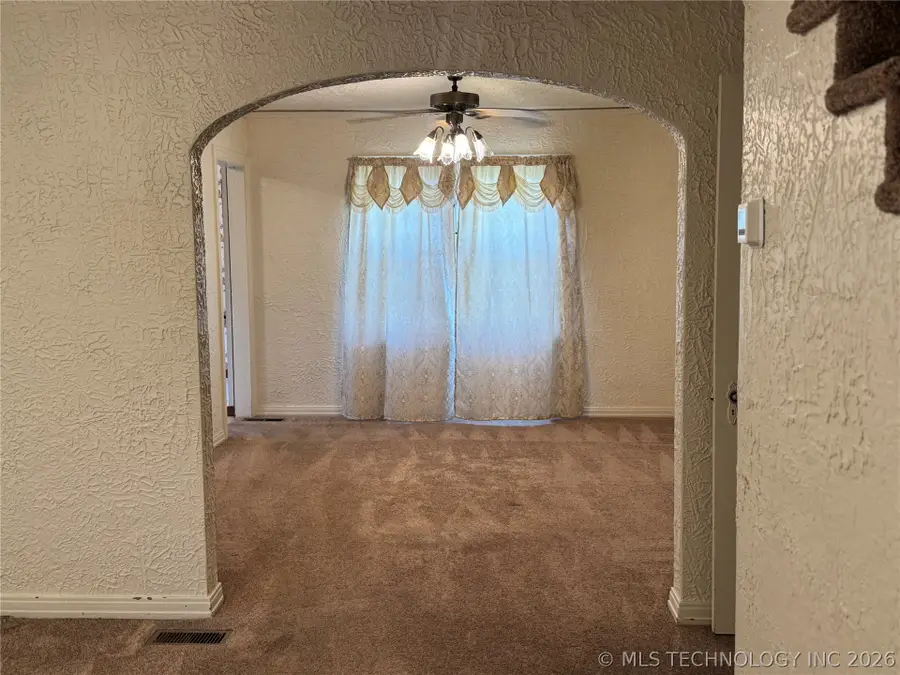 3523 E Admiral Court, Tulsa, OK 74115 - #2