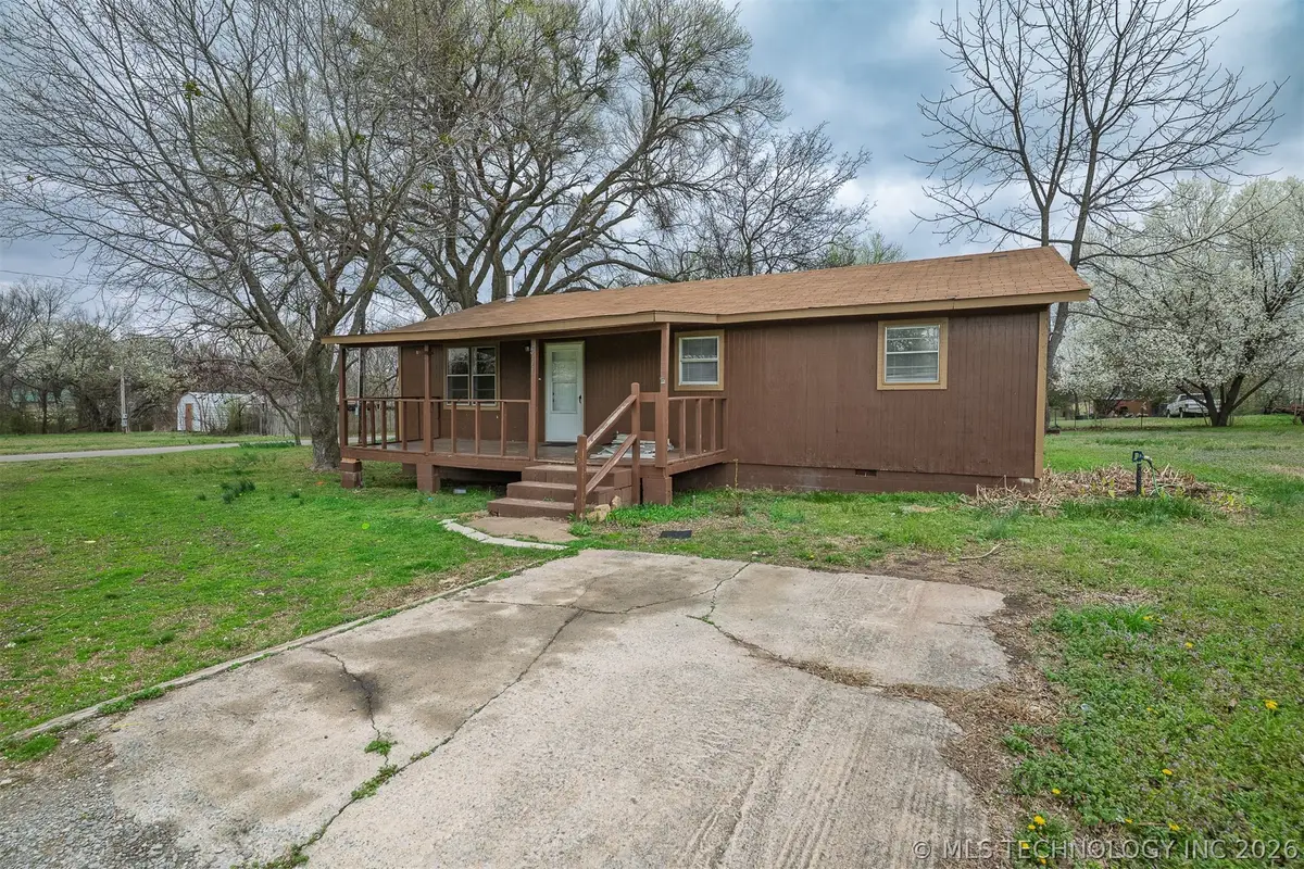 511 E 6th Street, Hulbert, OK 74441 - #1