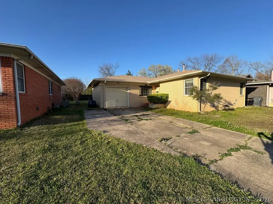 513 Northwest Boulevard, Ardmore, OK 73401 - #2