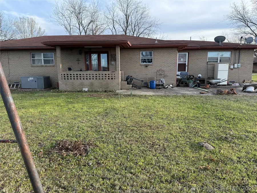 720 W Young Street, Morris, OK 74445 - #3