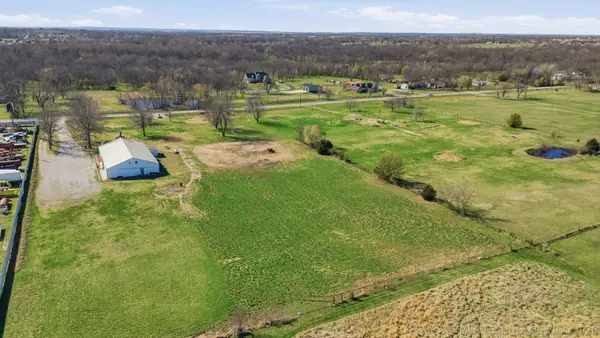 15693 N 137th East Avenue, Collinsville, OK 74021