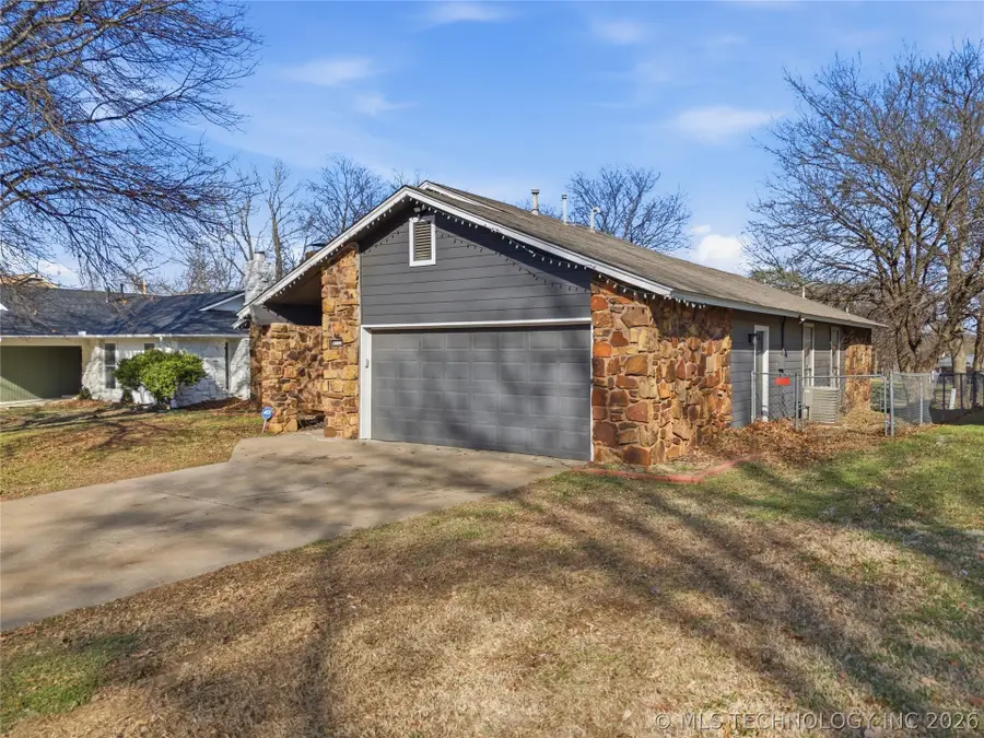 6513 S 29th W Pl Place, Tulsa, OK 74132 - #2