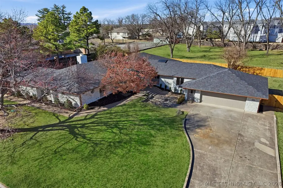 2425 E 53rd Street, Tulsa, OK 74105 - #2