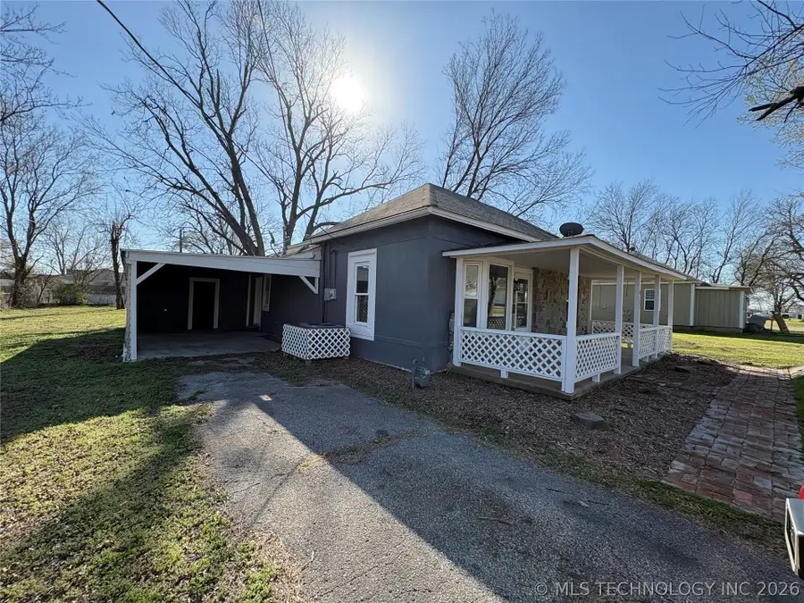 417 S 4th Street, Morris, OK 74445 - #3
