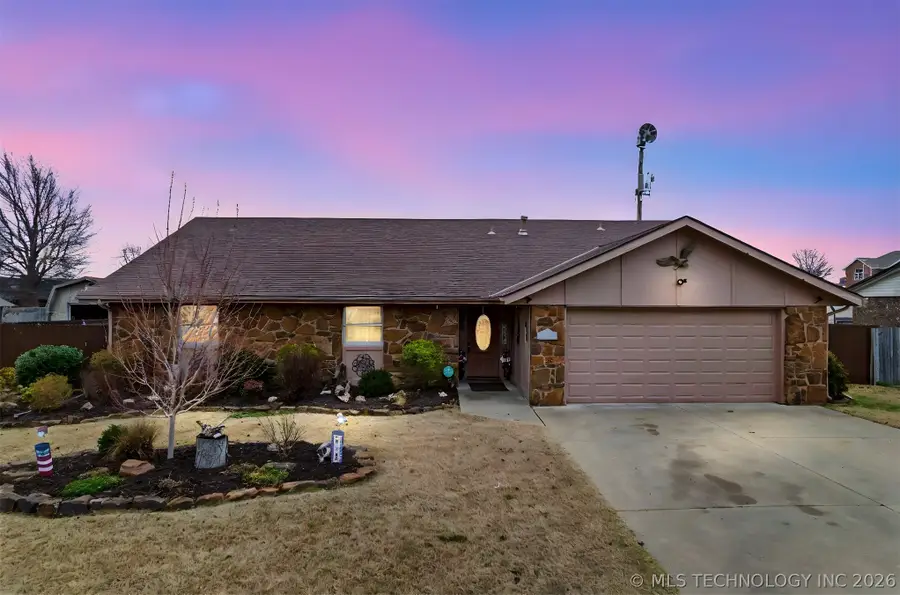 508 Clark Road, Bartlesville, OK 74006 - #2