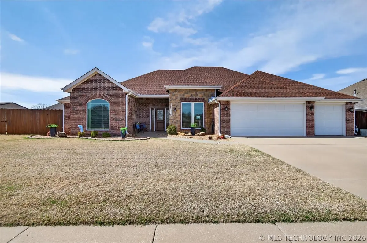 919 Terri Drive, Bartlesville, OK 74006 - #1