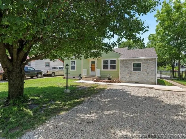 205 S Creek Street, Dewey, OK 74029 - #1