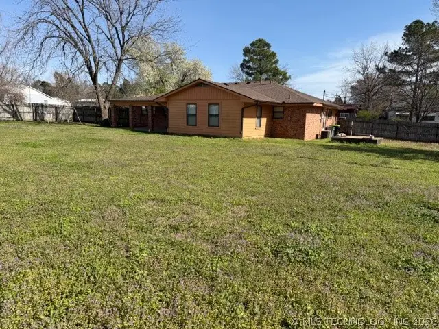 524 N Kelker Street, Holdenville, OK 74848 - #3