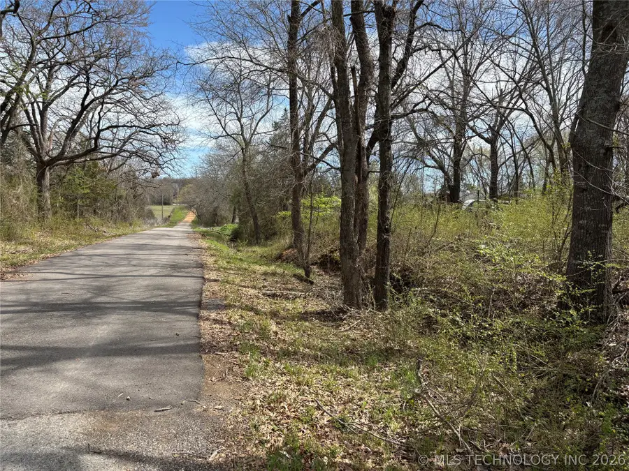 E 10th Street, Atoka, OK 74525 - #2