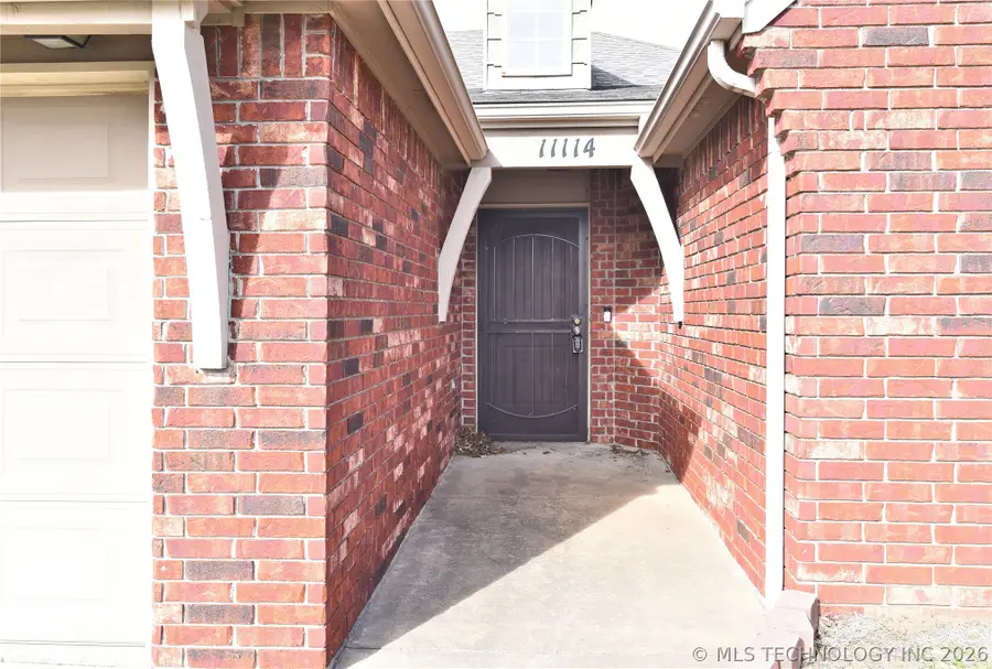 11114 N 132nd East Avenue, Owasso, OK 74055 - #3