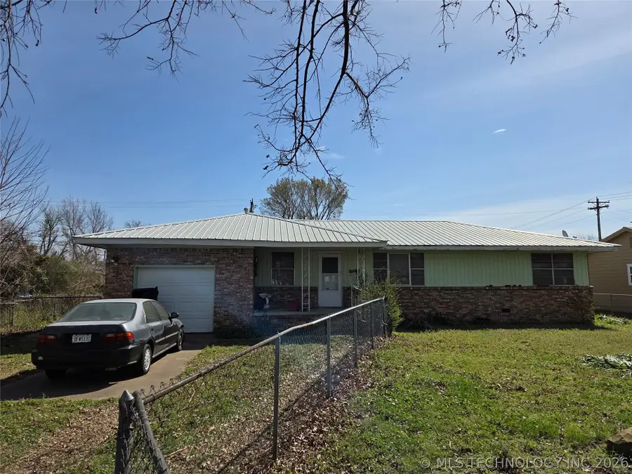 620 Choctaw S Avenue, Claremore, OK 74017 - #2