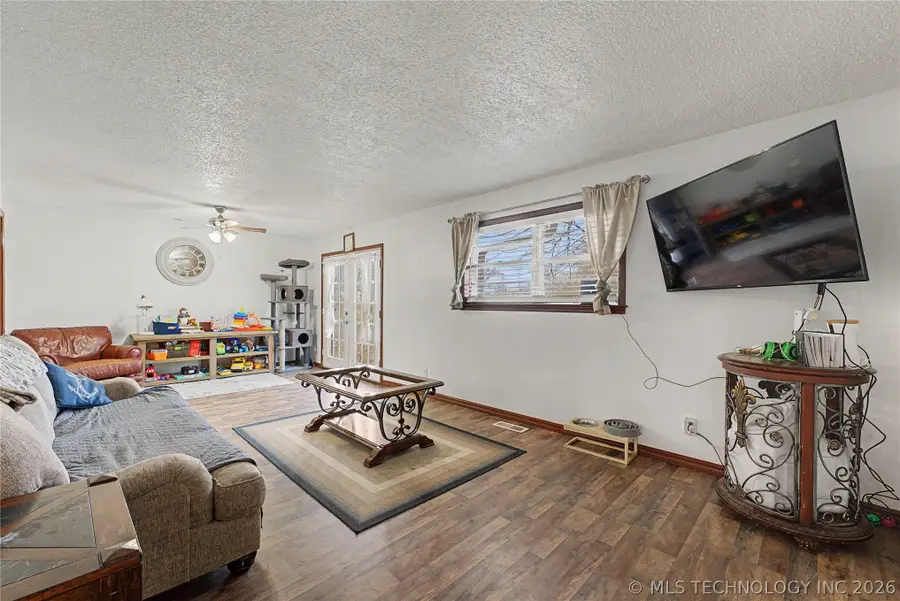 14131 N 100th Avenue E, Collinsville, OK 74021 - #3