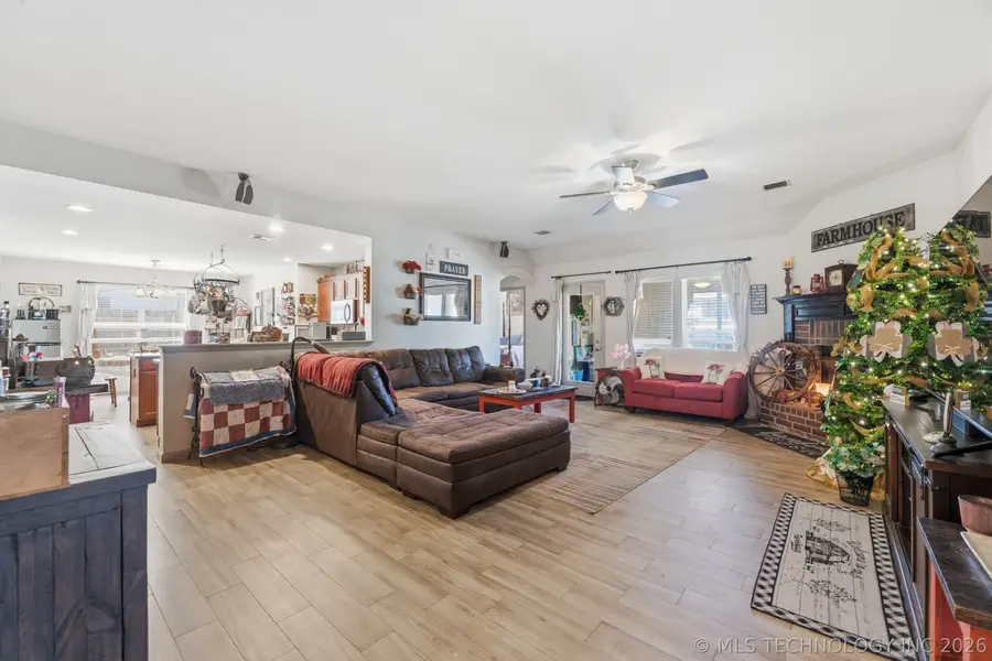 12516 S Cedar Avenue, Jenks, OK 74037 - #3
