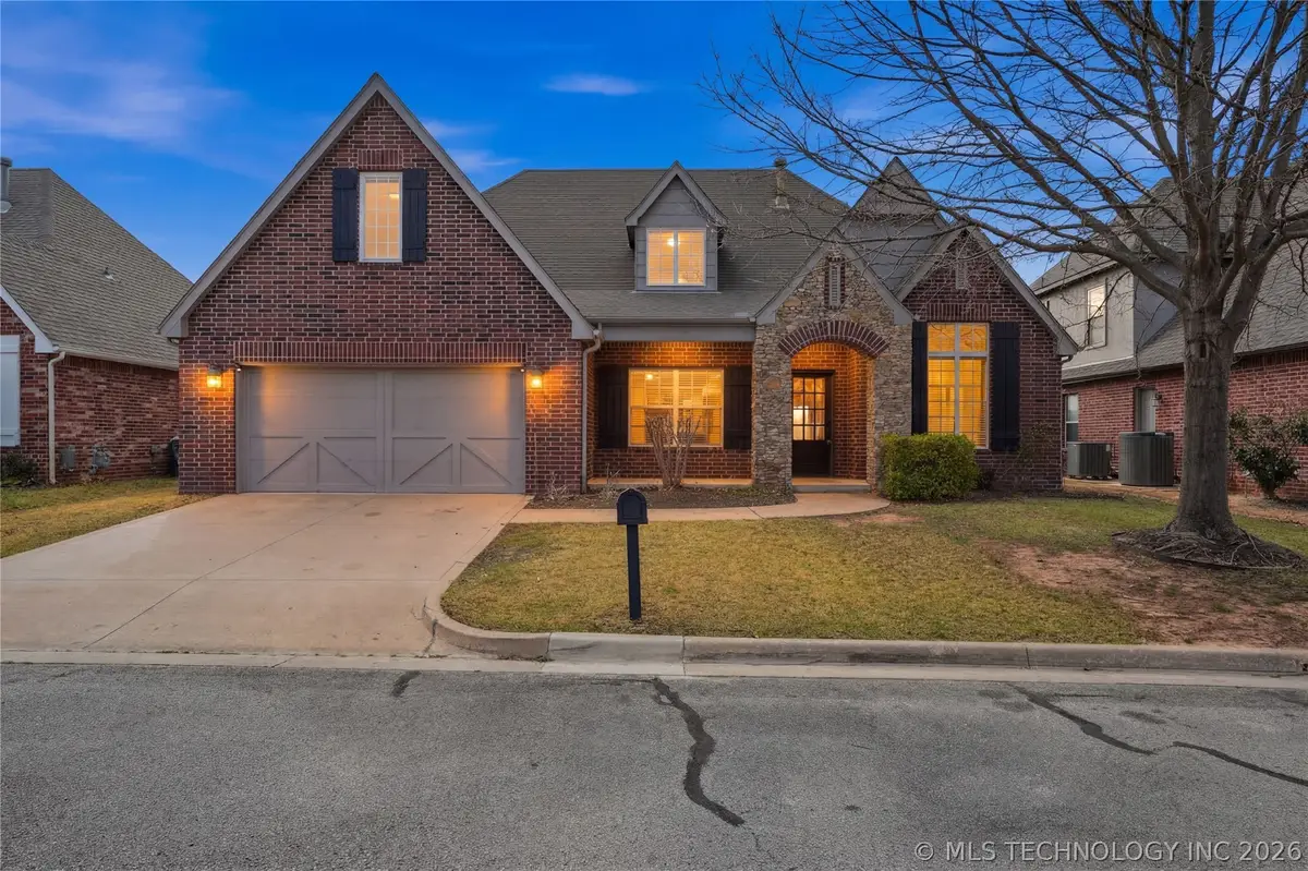 9402 S 73rd East Avenue, Tulsa, OK 74133 - #1