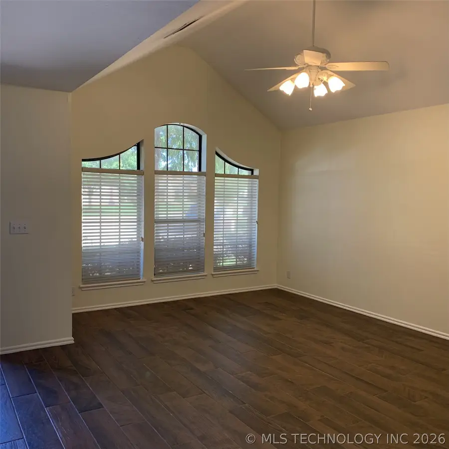 9534 E 76th Street, Tulsa, OK 74133 - #2