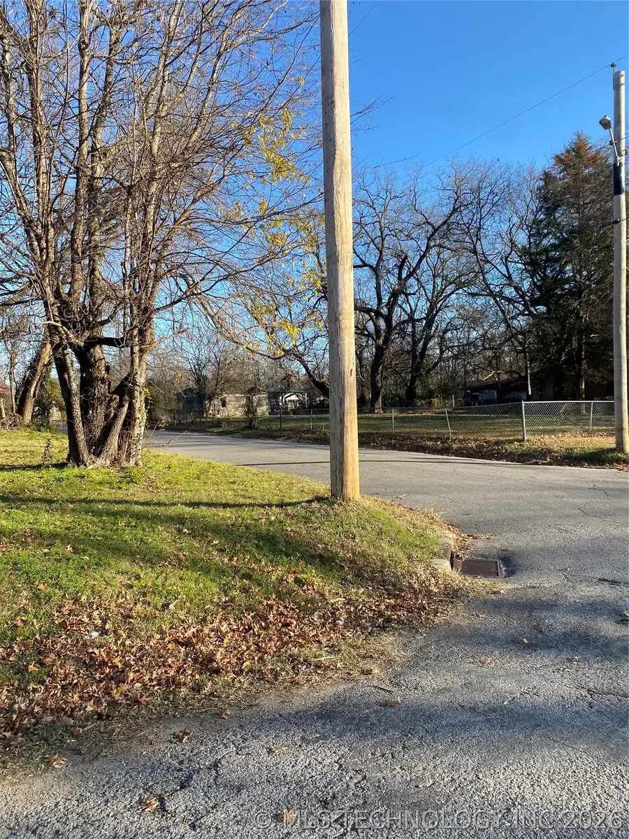 601 Porter Avenue, Okmulgee, OK 74447 - #2